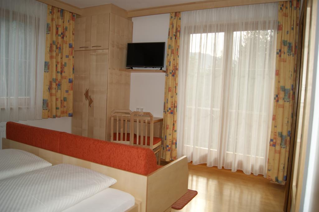 Hotel Garni Haus Anita Liesing المظهر الخارجي الصورة