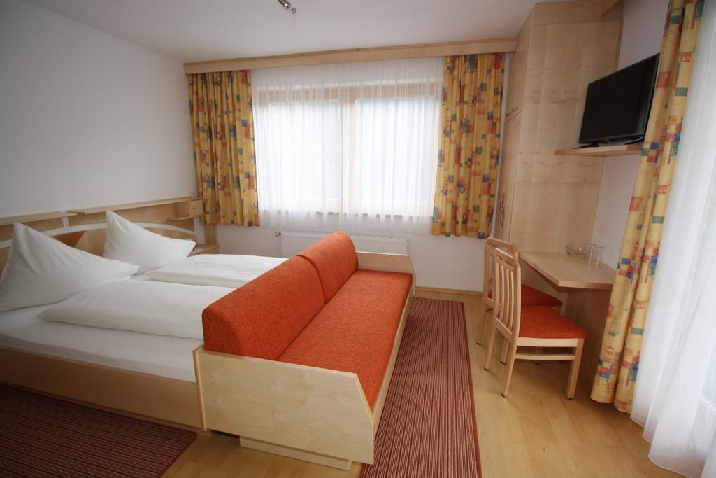 Hotel Garni Haus Anita Liesing المظهر الخارجي الصورة